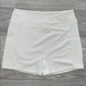 Women’s High Waisted Stretch Athletic Size Medium White Yoga Workout Shorts